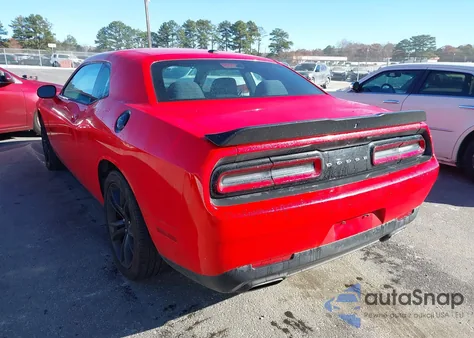 2016 Dodge Challenger Sxt z USA, uszkodzony, nr VIN 2C3CDZAG0GH349512